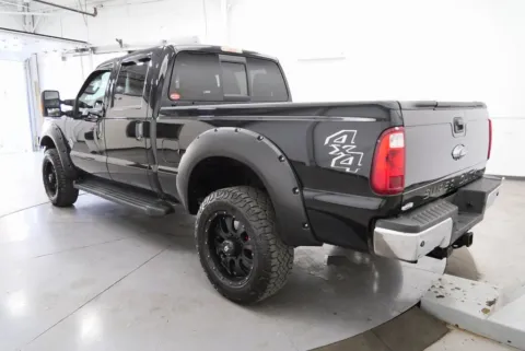 More photos of 2016 Ford F-350SD Lariat at Chillicothe Truck, OH