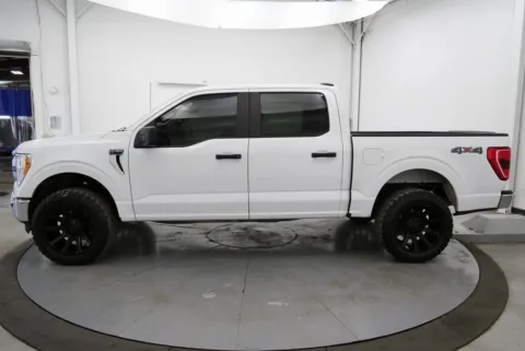 More photos of 2022 Ford F-150 XLT at Chillicothe Truck, OH