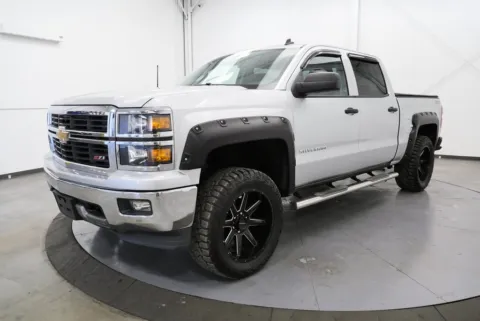 Another view of 2014 Chevrolet Silverado 1500 LT for sale in Chillicothe, OH at Chillicothe Truck