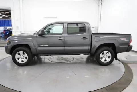 More photos of 2011 Toyota Tacoma PreRunner at Chillicothe Truck, OH