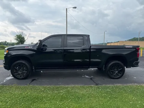 More photos of 2022 Chevrolet Silverado 1500 LT Trail Boss at Chillicothe Truck, OH