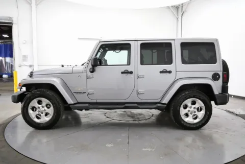 More photos of 2014 Jeep Wrangler Unlimited Sahara at Chillicothe Truck, OH