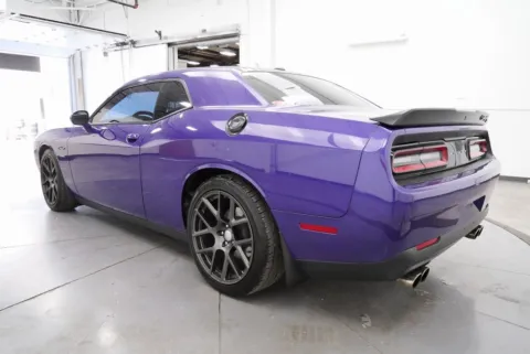 More photos of 2016 Dodge Challenger R/T at Chillicothe Truck, OH