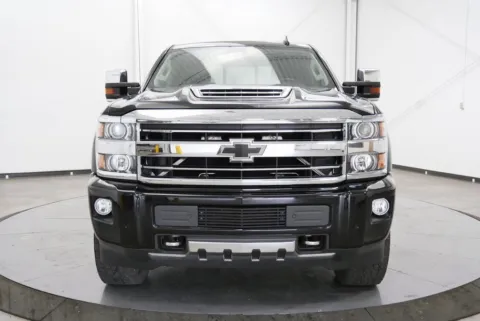 Photos of 2019 Chevrolet Silverado 3500HD High Country for sale in Chillicothe, OH at Chillicothe Truck