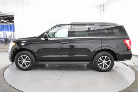More photos of 2021 Ford Expedition XLT at Chillicothe Truck, OH