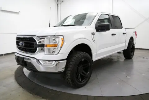 Another view of 2022 Ford F-150 XLT for sale in Chillicothe, OH at Chillicothe Truck
