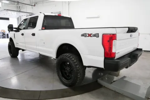 More photos of 2019 Ford F-250SD XL at Chillicothe Truck, OH