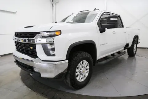 Another view of 2022 Chevrolet Silverado 3500HD LT for sale in Chillicothe, OH at Chillicothe Truck