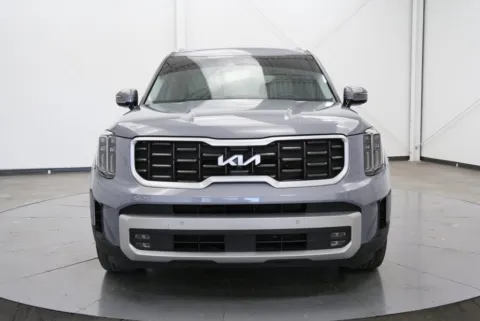 Photos of 2023 Kia Telluride SX-Prestige for sale in Chillicothe, OH at Chillicothe Truck
