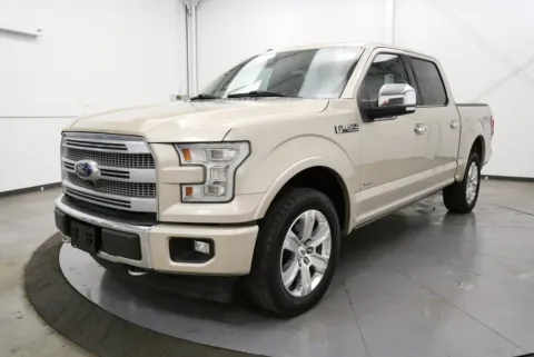 Another view of 2017 Ford F-150 Platinum for sale in Chillicothe, OH at Chillicothe Truck
