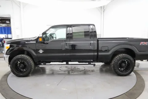 More photos of 2016 Ford F-350SD XLT at Chillicothe Truck, OH