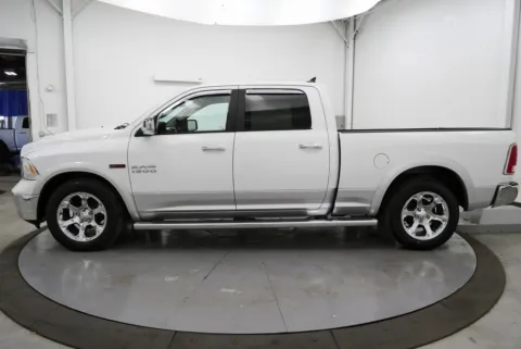 More photos of 2015 Ram 1500 Laramie at Chillicothe Truck, OH