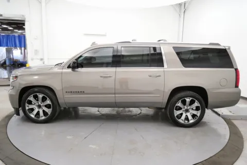 More photos of 2019 Chevrolet Suburban Premier at Chillicothe Truck, OH