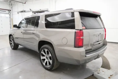 More photos of 2019 Chevrolet Suburban Premier at Chillicothe Truck, OH