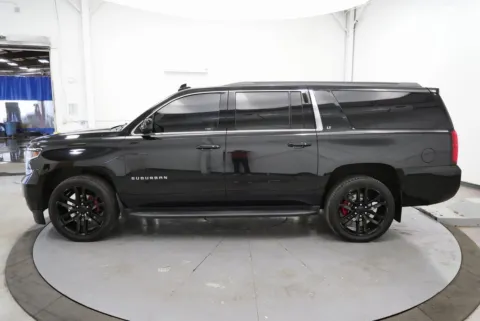 More photos of 2019 Chevrolet Suburban LT at Chillicothe Truck, OH