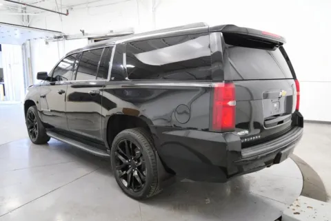 More photos of 2019 Chevrolet Suburban LT at Chillicothe Truck, OH