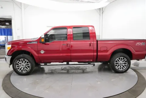 More photos of 2016 Ford F-250SD Lariat at Chillicothe Truck, OH