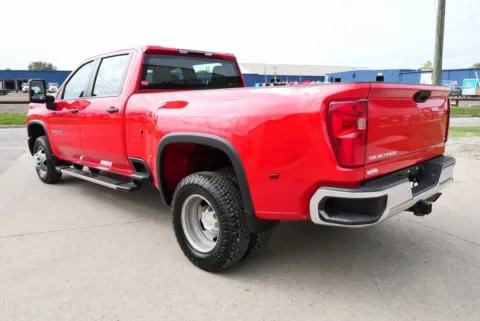 More photos of 2024 Chevrolet Silverado 3500HD Work Truck at Chillicothe Truck, OH