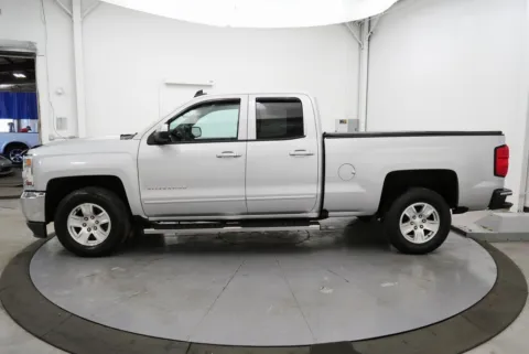 More photos of 2018 Chevrolet Silverado 1500 LT at Chillicothe Truck, OH