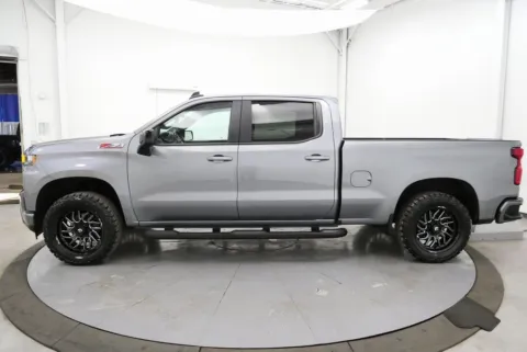More photos of 2020 Chevrolet Silverado 1500 RST at Chillicothe Truck, OH
