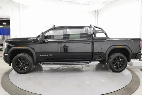 More photos of 2024 GMC Sierra 2500HD AT4 at Chillicothe Truck, OH