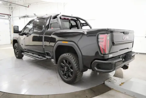 More photos of 2024 GMC Sierra 2500HD AT4 at Chillicothe Truck, OH