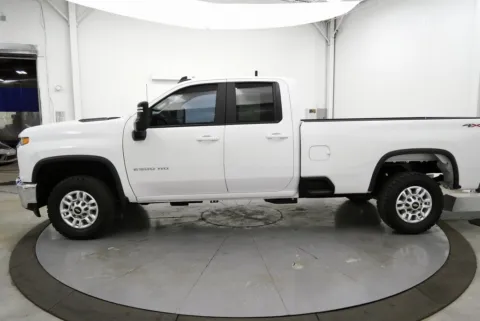 More photos of 2021 Chevrolet Silverado 2500HD LT at Chillicothe Truck, OH
