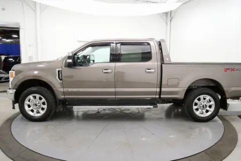 More photos of 2020 Ford F-350SD XLT at Chillicothe Truck, OH