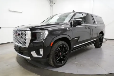 Another view of 2022 GMC Yukon XL Denali for sale in Chillicothe, OH at Chillicothe Truck