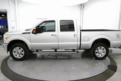 More photos of 2016 Ford F-350SD Lariat at Chillicothe Truck, OH