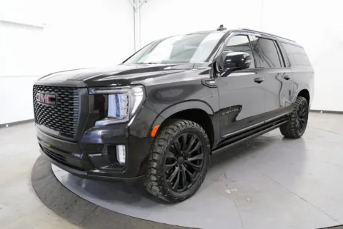 Another view of 2021 GMC Yukon XL Denali for sale in Chillicothe, OH at Chillicothe Truck