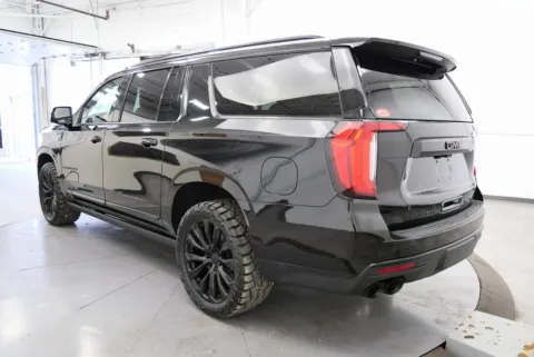 More photos of 2021 GMC Yukon XL Denali at Chillicothe Truck, OH