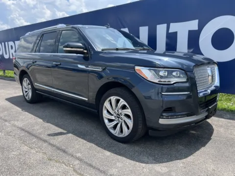 Blue 2024 Lincoln Navigator L Reserve for sale in Chillicothe, OH