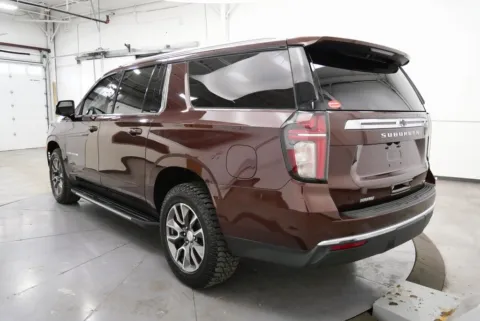 More photos of 2022 Chevrolet Suburban LT at Chillicothe Truck, OH