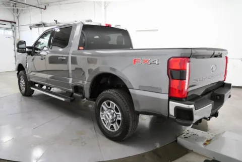 More photos of 2025 Ford F-350SD Lariat at Chillicothe Truck, OH