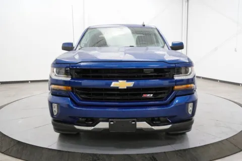 Photos of 2018 Chevrolet Silverado 1500 LT for sale in Chillicothe, OH at Chillicothe Truck