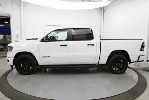 More photos of 2023 Ram 1500 Laramie at Chillicothe Truck, OH