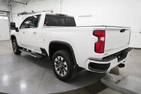 More photos of 2022 Chevrolet Silverado 2500HD High Country at Chillicothe Truck, OH