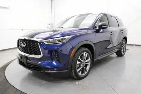 Another view of 2023 INFINITI QX60 LUXE for sale in Chillicothe, OH at Chillicothe Truck