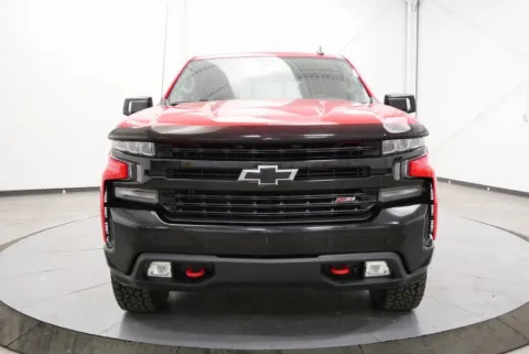 Photos of 2019 Chevrolet Silverado 1500 LT Trail Boss for sale in Chillicothe, OH at Chillicothe Truck