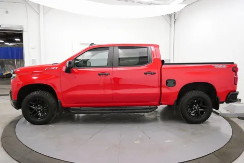 More photos of 2019 Chevrolet Silverado 1500 LT Trail Boss at Chillicothe Truck, OH