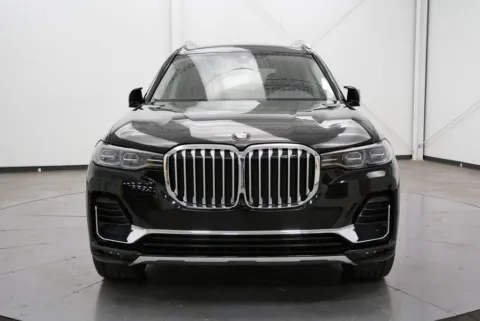 Photos of 2022 BMW X7 xDrive40i for sale in Chillicothe, OH at Chillicothe Truck
