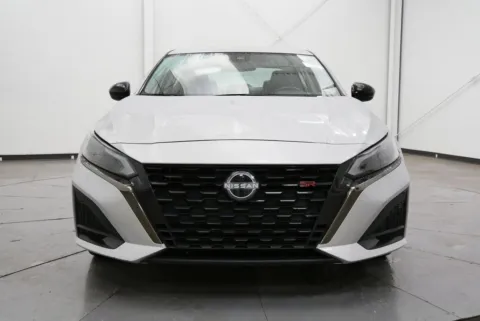 Photos of 2023 Nissan Altima 2.5 SR for sale in Chillicothe, OH at Chillicothe Truck