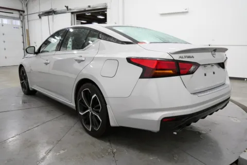 More photos of 2023 Nissan Altima 2.5 SR at Chillicothe Truck, OH