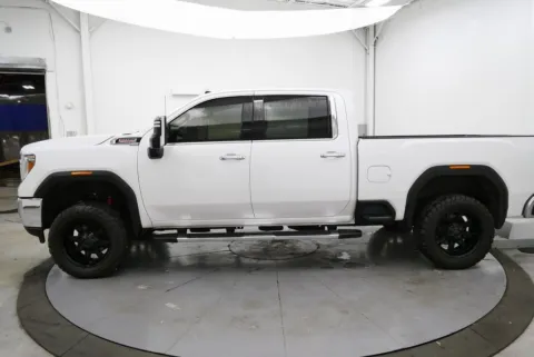 More photos of 2021 GMC Sierra 2500HD SLT at Chillicothe Truck, OH