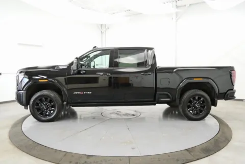 More photos of 2024 GMC Sierra 2500HD AT4 at Chillicothe Truck, OH