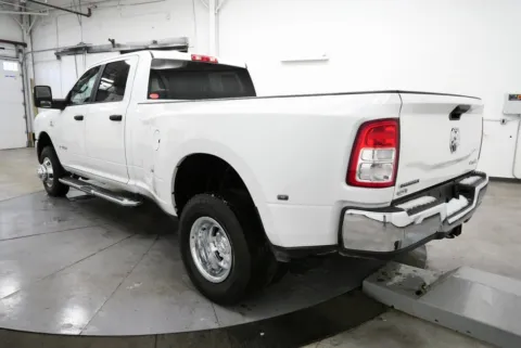 More photos of 2024 Ram 3500 Big Horn at Chillicothe Truck, OH