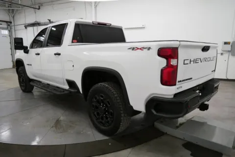 More photos of 2022 Chevrolet Silverado 2500HD Custom at Chillicothe Truck, OH