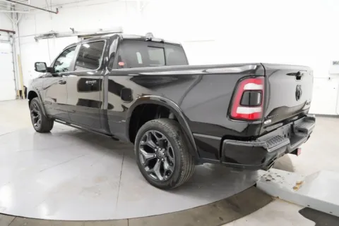 More photos of 2022 Ram 1500 Limited at Chillicothe Truck, OH