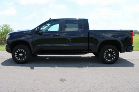 More photos of 2024 Chevrolet Silverado 1500 ZR2 at Chillicothe Truck, OH